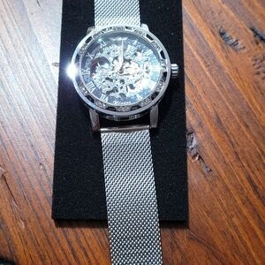 WINNER watch for man or woman